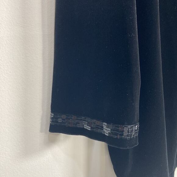 Quacker Factory 2X Velvet Cardigan Beading - Picture 5 of 10